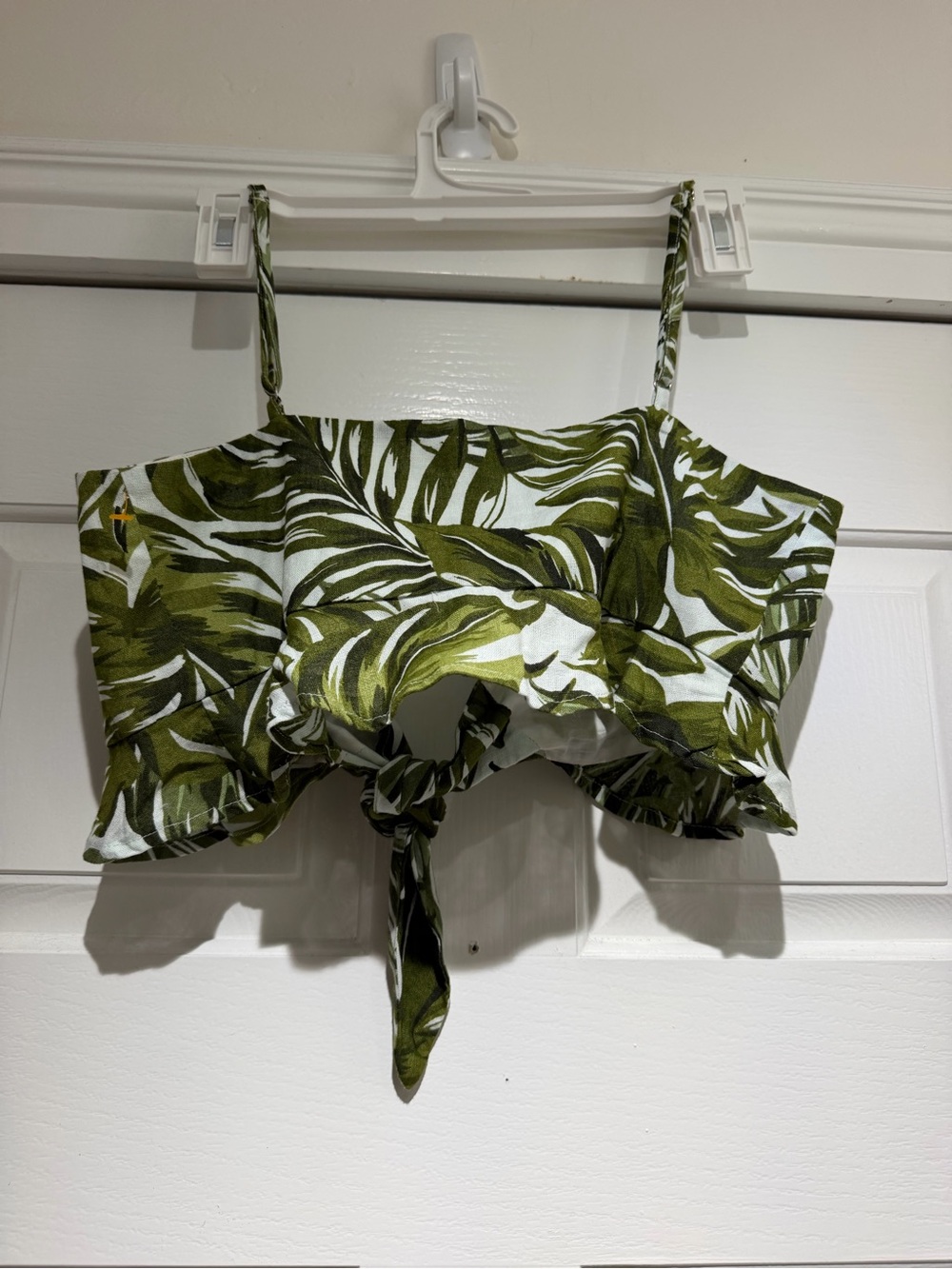 BCBGeneration Olive Green Tropical Tie-Front Crop Top